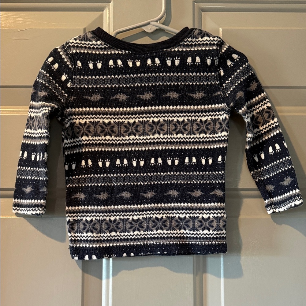 Old Navy Kids Sweater in Navy and White
